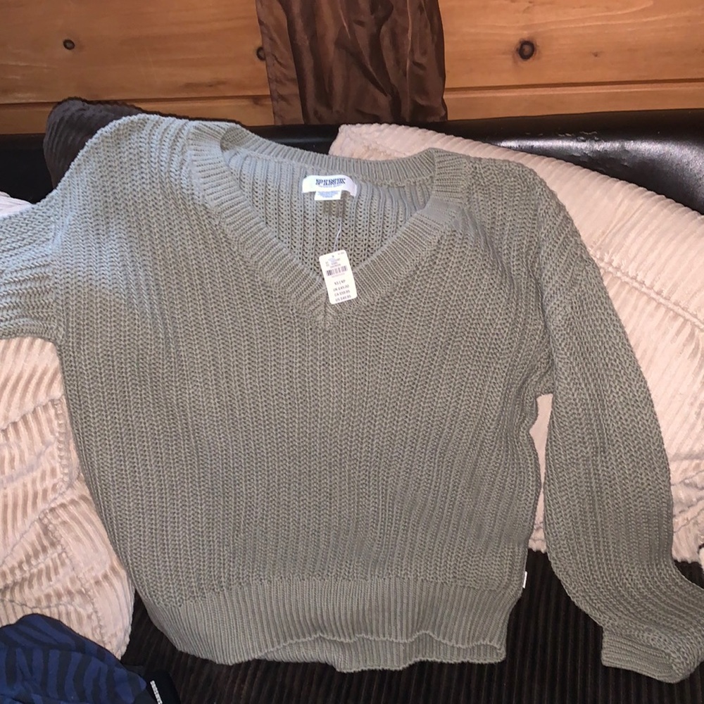 Pink Victoria’s Secret Green VNeck Sweater Sz Xs